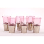 Coffret de 6 verres à the évasé en verres soufflés craquelés avec socle en cuivre martelé – Image 3