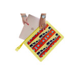 Housse ordinateur portable 13 pouces originale en tissu coton wax habillage en cuir véritable N° 23