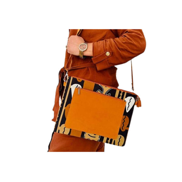 Porte document à bandoulière femme en tissu coton wax habillage en cuir véritable N° 93