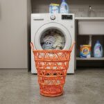 Panier de rangement XL rustique ajouré rond  tressé  à la main en fibre végétale de palmier naturelle en Orange Corail – Image 2