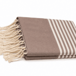 Jetés Fouta Arthur en coton XL - multi usage Taupe rayée blanc PTZ 1013