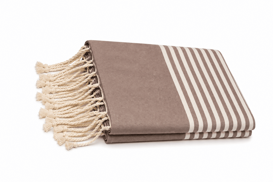 Jetés Fouta Arthur en coton XL – multi usage Taupe Jetés Fouta Arthur en coton XL - multi usage Taupe rayée blanc PTZ 1013 – Image 1