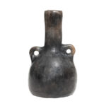 Collection Héritage Khalti Jomaa – Vase design jarre avec double anses en Poterie de sejnane en noir mat