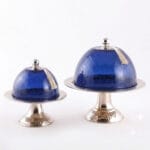 Set de 2 Présentoir à gâteaux (METHRED) haut de gamme en verre soufflé craquelé sur pied en cuivre martelé fait à la main PM et GM – Image 5