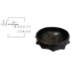 Collection Héritage Khalti Jomaa – Corbeille à fruit ronde de style vintage avec des boules en relief couleur noir en Poterie de sejnane – Image 2