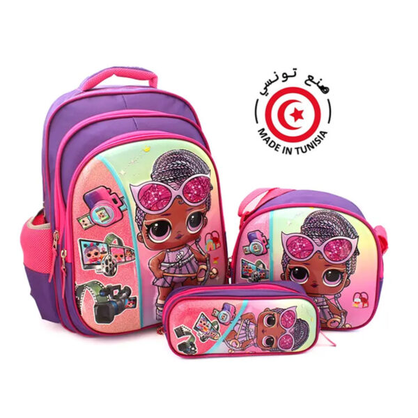 Ensemble scolaire MM haut de gamme 3 pièces design SIMBA 2 : 1 Cartable spacieux avec bretelles rembourrées et dos ergonomique 1 Panier isotherme idéal pour les goûters ou déjeuners 1 Trousse assortie pour stylos et accessoires