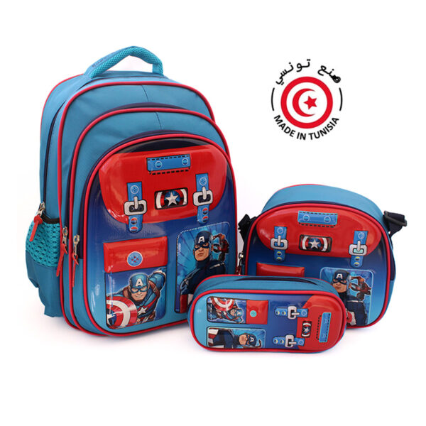 Ensemble scolaire MM haut de gamme 3 pièces design Captain America : 1 Cartable spacieux avec bretelles rembourrées et dos ergonomique 1 Panier isotherme idéal pour les goûters ou déjeuners 1 Trousse assortie pour stylos et accessoires