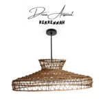 Suspension luminaire design parasol ajouré fait main en fibre de palmier – Image 4