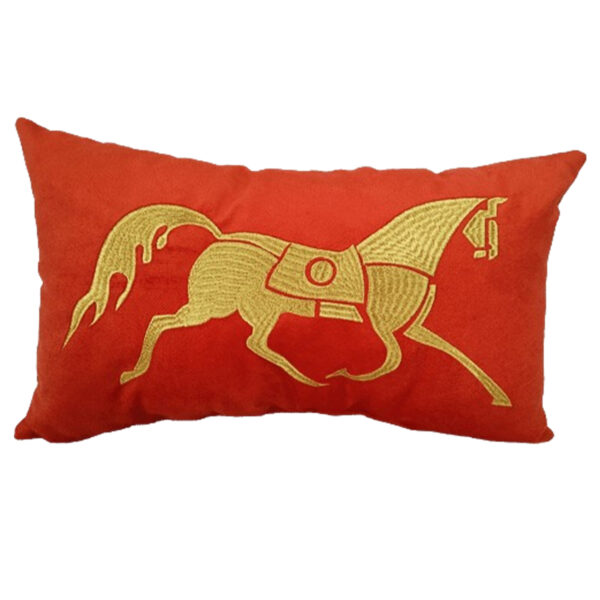 Coussin rectangulaire orange haut de gamme en velours de qualité supérieure motif brodé cheval doré de style vintage