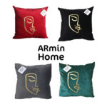 Coussin carrée rouge haut de gamme en velours de qualité supérieure motif Women Face  brodé doré de style vintage – Image 3