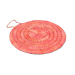 Dessous de plat D 23 rustique rond en couleur corail tissé à la main en fibre naturelle de palmier