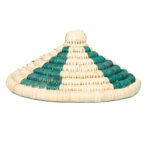 Couvre-plat alimentaire design cloche fait main tressée en fibre naturelle de palmier Bicolor  motif arabesque MM