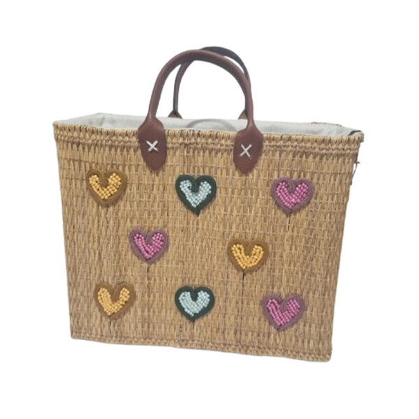 Couffin fashion haute gamme en fibre végétale naturel avec deux poignées en cuir véritable texturé motif cœurs colorés brodée main GM