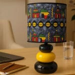 Lampe à poser abat-jour de haute gamme en wax pied galets en céramique de la Collection Zen N°44 – Image 2