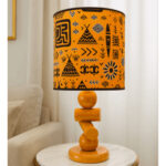Lampe à poser abat-jour de haute gamme en wax pied galets en céramique de style vintage de la Collection Zen N° 58 – Image 2