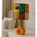 Lampe à poser abat-jour de haute gamme en wax pied en céramique de style vintage de la Collection Retro Art N°50 – Image 2