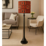 Lampadaire Totem de haute gamme en wax pied bois noble peint à la main de style vintage de la Collection Grand Classique N° 42 – Image 2