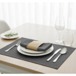 Ensemble de 6 Serviette de Table haut de gamme en Gris confectionnée en 100% lin قمرايا raffinées fait à la main M24 – Image 2
